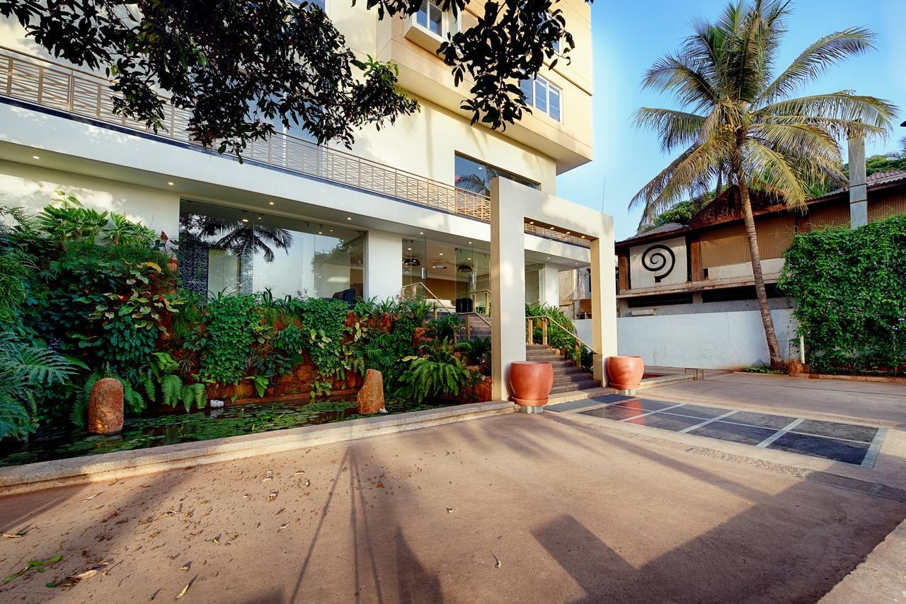 Hotel Priyadarshini Pride Hospet Exterior photo
